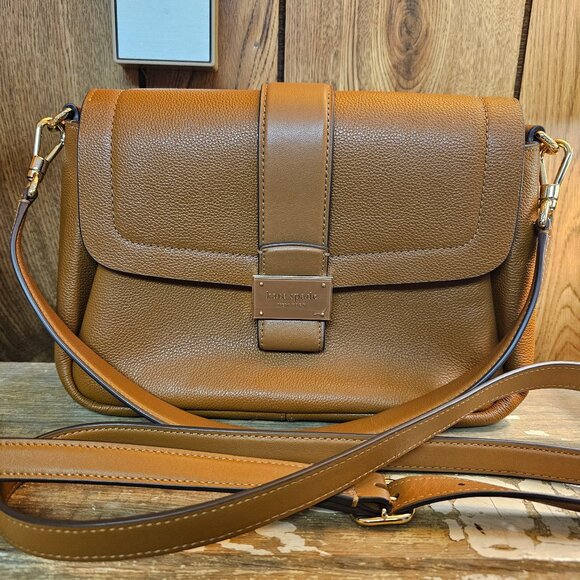 Kate Spade purse - Picture 1 of 9